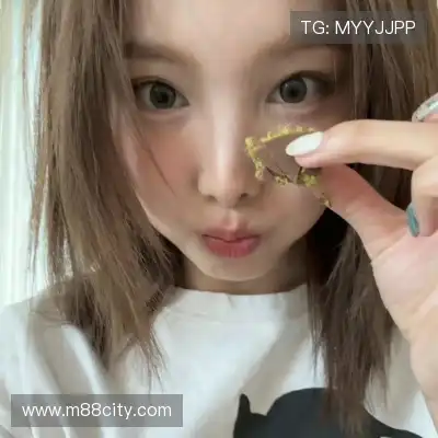 秦颂直